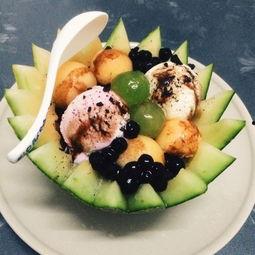 小狗吃哈密瓜甜品好吗,健康美味还是不宜尝试？